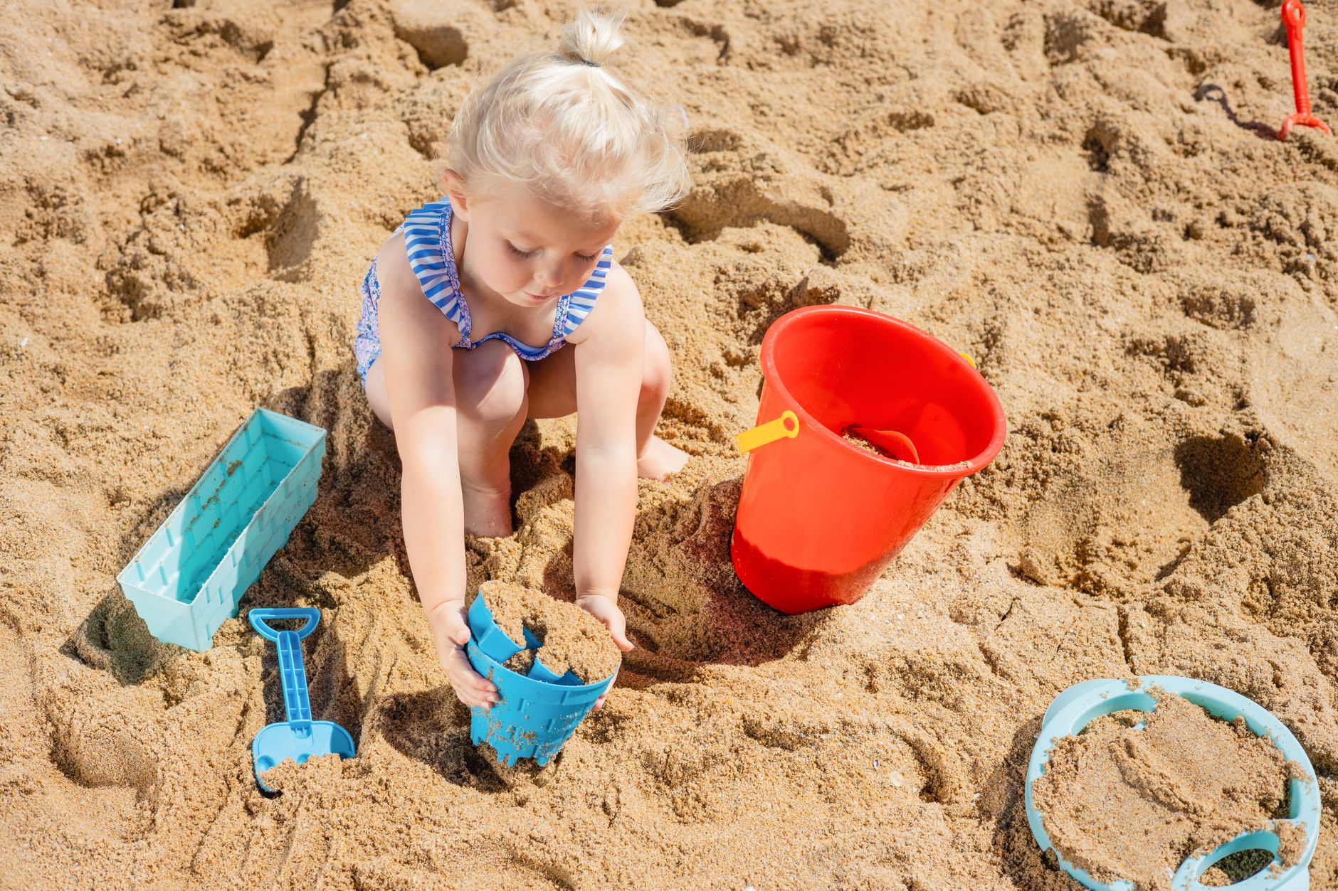 toddler bucket spade sand